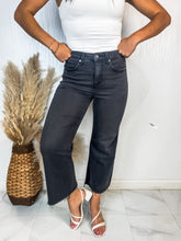 Load image into Gallery viewer, Avery High Rise Washed Black Cropped Jeans
