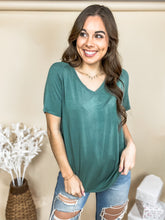 Load image into Gallery viewer, Super Soft Basic Tee - Green

