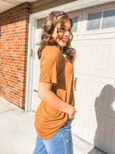 Load image into Gallery viewer, Super Soft Basic Tee - Camel
