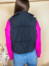 Load image into Gallery viewer, In the Moment Puffer Vest - Black
