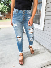 Load image into Gallery viewer, RESTOCK: Leah Leopard Jeans
